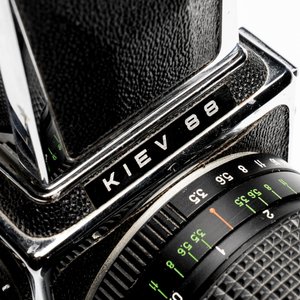 A Kiev 88 with Zodiak-B 30mm F3.5 fisheye lens, waist-level viewfinder and film back — photo 10