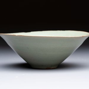 A Korean celadon tea bowl, Goryeo, 12th C. — photo 4