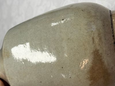A Korean cream-glazed bottle vase — photo 2