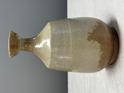 A Korean cream-glazed bottle vase — photo 4