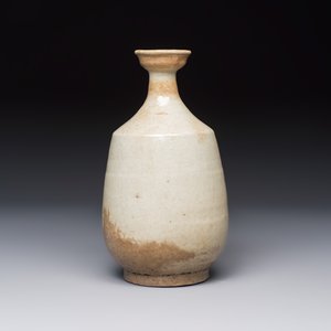 A Korean cream-glazed bottle vase — photo 4
