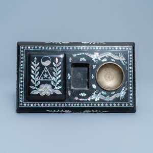A Korean desk set in black lacquer with mother of pearl inlay, Korean-American diplomatic gift, 1950's — photo 7