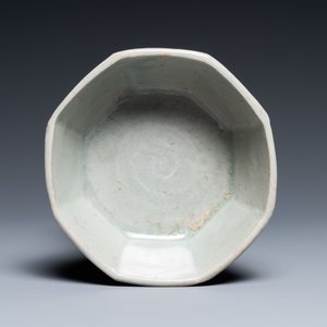 A Korean inlaid celadon-glazed octagonal brush washer, probably Goryeo, 14/15th C. — 照片 7