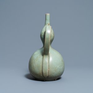 A Korean inlaid-celadon stoneware ewer, probably Goryeo, 13/14th C. — 照片 2