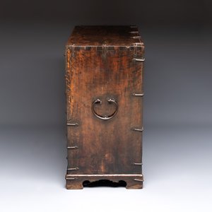 A Korean wooden cabinet or Morijang 머릿장, Joseon, 19th C. — 照片 6