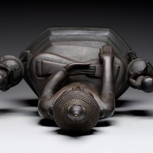 A large and fine Burmese bronze Buddha with two servants, 16/17th C. — 照片 6
