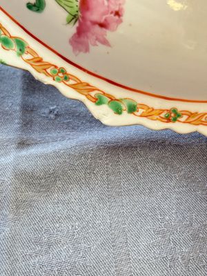 A large and fine Chinese Canton famille rose 'birds among flowering branches' Bencharong tazza for the Thai market, 19th C. — photo 11