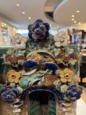 A large and fine Chinese polychrome-glazed Shiwan stoneware group of immortals, 19th C. — photo 7