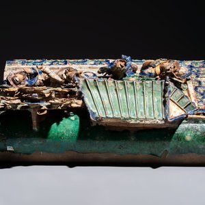 A large and fine Chinese polychrome-glazed Shiwan stoneware group of immortals, 19th C. — photo 6