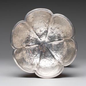 A large and impressive Neo-Gothic silver standing cup, probably Germany, 19th C. or earlier — photo 4