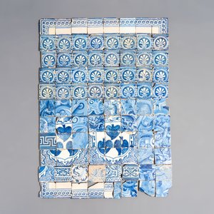 A large and varied collection of 95 blue and white tiles, Spain and Portugal, 16/19th C. — foto 1