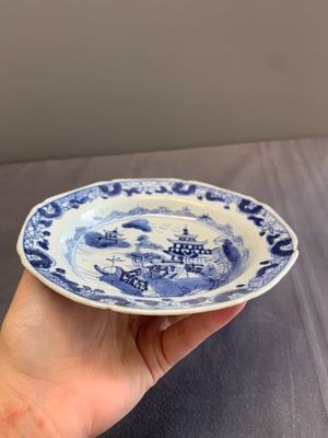 A large and varied collection of Chinese porcelain, Kangxi and later — 照片 68