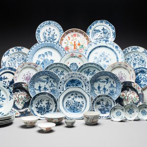 A large and varied collection of Chinese porcelain, Kangxi and later — 照片 1