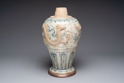 A large Annamese or Vietnamese blue and white inscribed altar vase, 16th C.