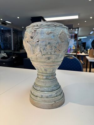 A large Annamese or Vietnamese blue and white inscribed altar vase, 16th C. — photo 1