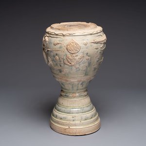 A large Annamese or Vietnamese blue and white inscribed altar vase, 16th C. — photo 1