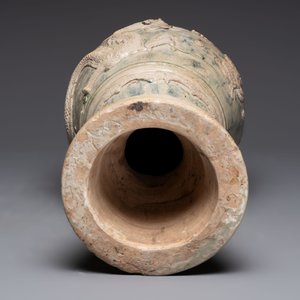 A large Annamese or Vietnamese blue and white inscribed altar vase, 16th C. — photo 7