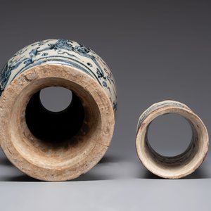 A large Annamese or Vietnamese blue and white inscribed two-piece altar vase, 16th C. — photo 8