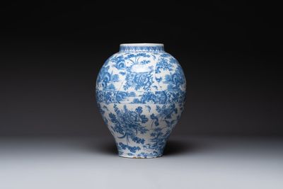 A large blue and white Delftware chinoiserie vase, Delft or Frankfurt, 17th C. — photo 4