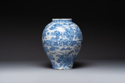 A large blue and white Delftware chinoiserie vase, Delft or Frankfurt, 17th C.