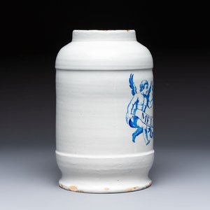 A large blue and white Dutch Delft albarello and cover inscribed 'MEL ALBUM', 18th C. — photo 5