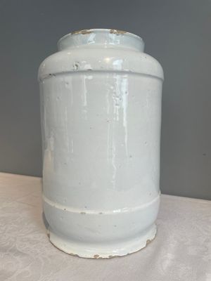 A large blue and white Dutch Delft albarello, inscribed 'Rosar:Pallidar', 18th C. — foto 13
