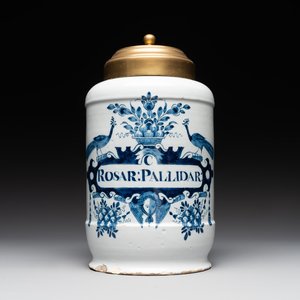 A large blue and white Dutch Delft albarello, inscribed 'Rosar:Pallidar', 18th C. — foto 1