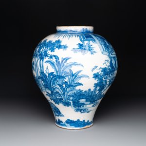 A large blue and white Dutch Delft chinoiserie baluster vase in Transitional style, 2nd half 17th C. — photo 2