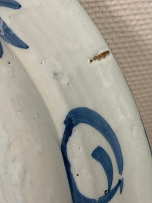 A large blue and white Dutch Delft chinoiserie dish, late 17th C. — photo 3