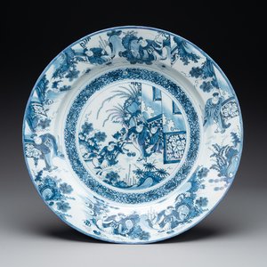 A large blue and white Dutch Delft chinoiserie dish, late 17th C. — photo 1