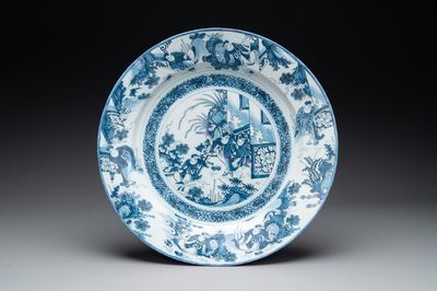 A large blue and white Dutch Delft chinoiserie dish, late 17th C.