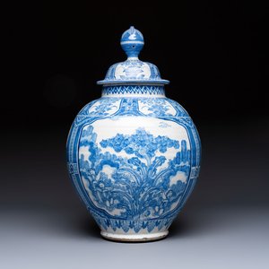 A large blue and white Dutch Delft chinoiserie vase and cover, 17th C. — photo 1