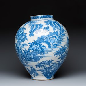 A large blue and white Dutch Delft chinoiserie vase in Transitional style — 照片 4