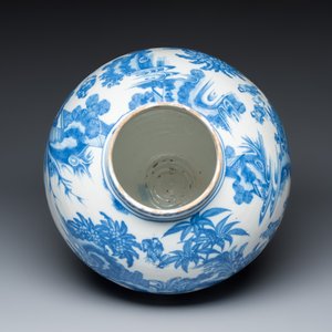 A large blue and white Dutch Delft chinoiserie vase in Transitional style — 照片 6