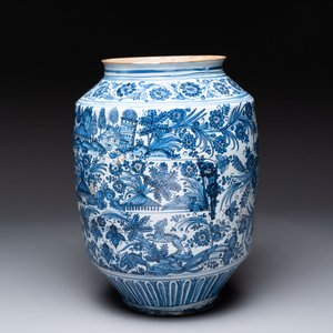 A large blue and white Italian maiolica albarello, Savona, 2nd half 17th C. — photo 3