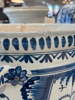 A large blue and white jardinière with landscape design, Nevers, 18th C. — photo 3