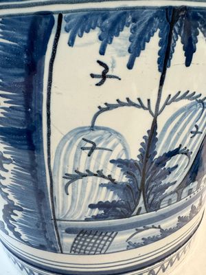 A large blue and white jardinière with landscape design, Nevers, 18th C. — photo 7