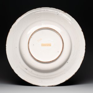 A large blue and white 'landscape and figures' dish, Frankfurt, 17th C. — photo 2