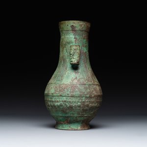 A large bronze arrow vase, 'touhu 投壺', Song/Yuan — photo 4