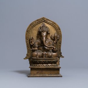 A large bronze figure of Ganesha, India, 19/20th C. — photo 1