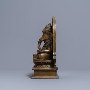 A large bronze figure of Ganesha, India, 19/20th C. — photo 4