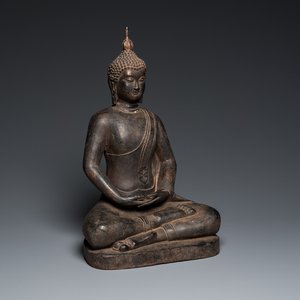 A large bronze Mandalay-style Buddha, probably Burma, 19th C. — photo 1