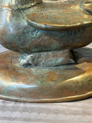 A large bronze sculpture and an opium weight in shape of Hintha or Hamsa, Burma/India, 17/18th C. — foto 10