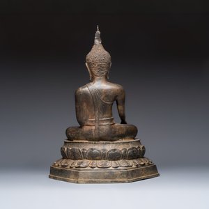A large bronze seated Buddha Shakyamuni, Thailand, 20th C. — foto 4