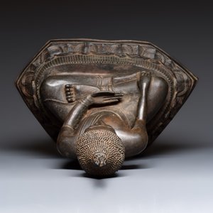 A large bronze seated Buddha Shakyamuni, Thailand, 20th C. — foto 6