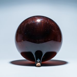 A large brown glass bottle, 18th C. — 照片 5