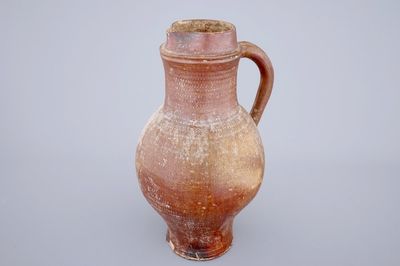 A large brown-glazed stoneware jug, 18th C.