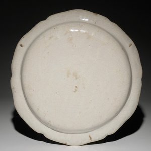 A large Brussels faience à la haie fleurie dish, 18th C. — 照片 2