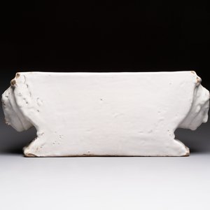 A large Brussels faience 'A la Haie Fleurie' water basin, 18th C. — foto 4