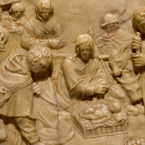 A large carved alabaster relief "The adoration of the shepherds", monogram IB, poss. Malines, 17th C. — photo 3